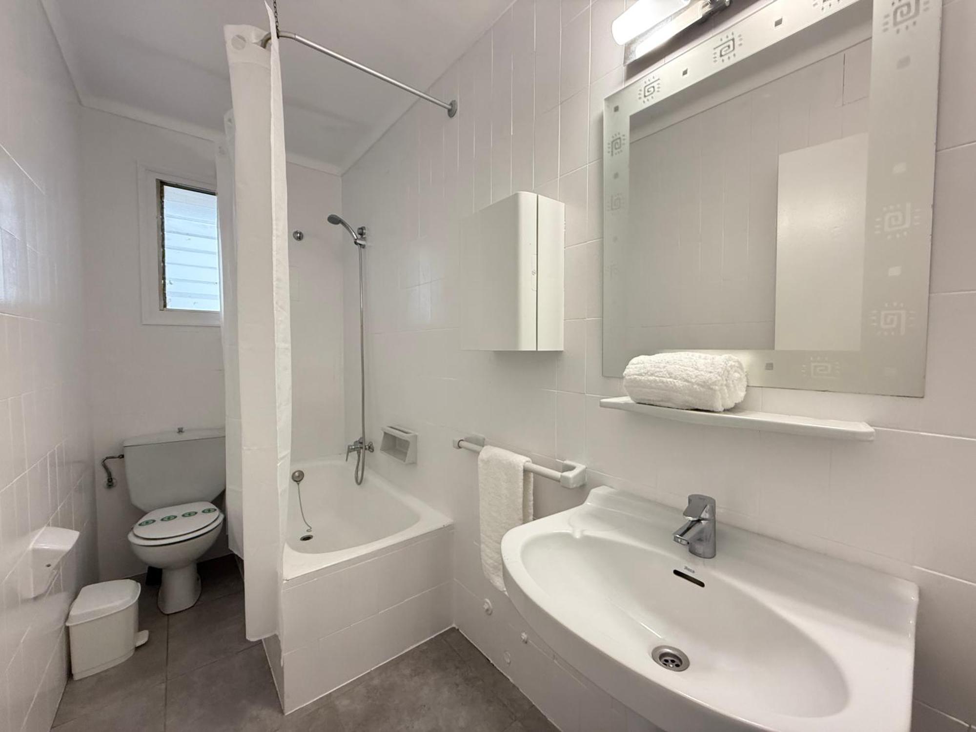Apartament Agi Macia Centro Roses Zewnętrze zdjęcie